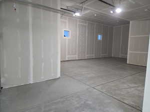 3rd bay of 4 car garage