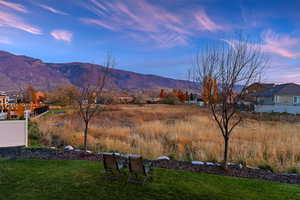 View of mountain backdrop
