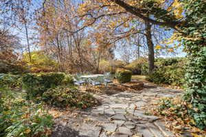 Front yard Courtyard