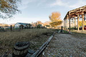 View of yard featuring a mountain view