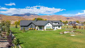 Aerial view of property and surrounding area