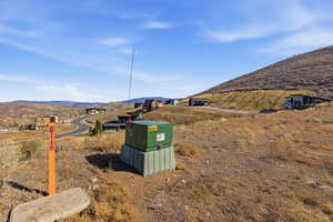 View of yard featuring a mountain view
