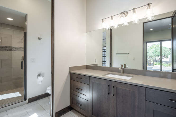 Casita bathroom
