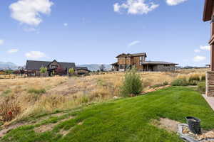 View of yard featuring a mountain view