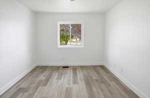 Bedroom or office next to the living room