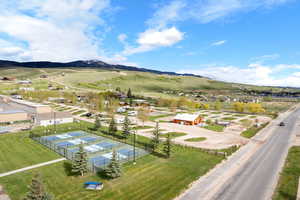 Nearby city pickleball courts