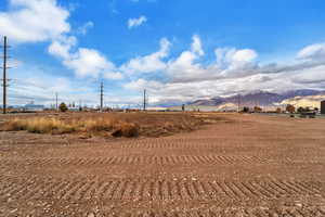 View of yard with a mountain view