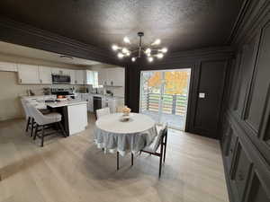 Dining area with Balcony