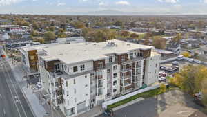Aerial view of apartment complex / building