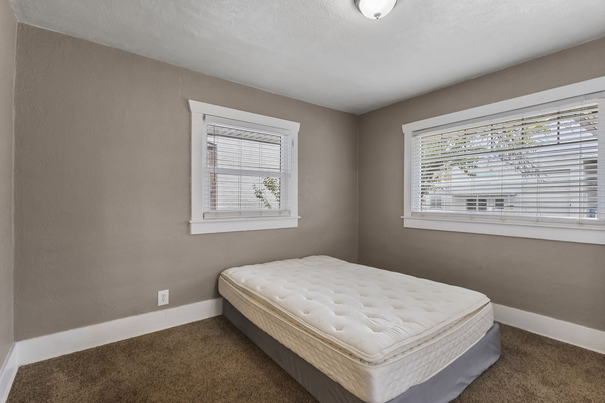 Bedroom featuring carpet