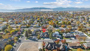 Aerial perspective of neighborhood featuring a incredible views of the valley