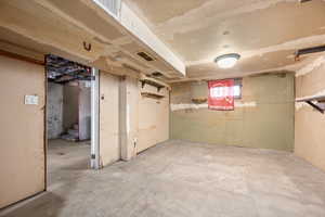 Below grade area with stairway