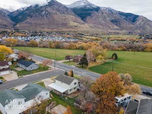 Bird's eye view of a mountain backdrop