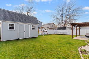 Massive 12×16 shed w/ overhead storage