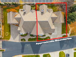 Twin home in Normandy Village