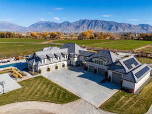 Overview of rural landscape with a mountain backdrop