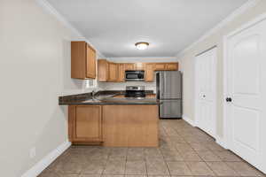 Kitchen with TONS of storage!