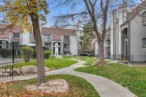 Surrounding community featuring a residential view