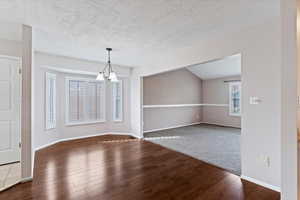 Lots of natural light in this beautiful dinning nook