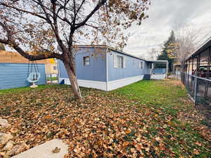 View of home's exterior