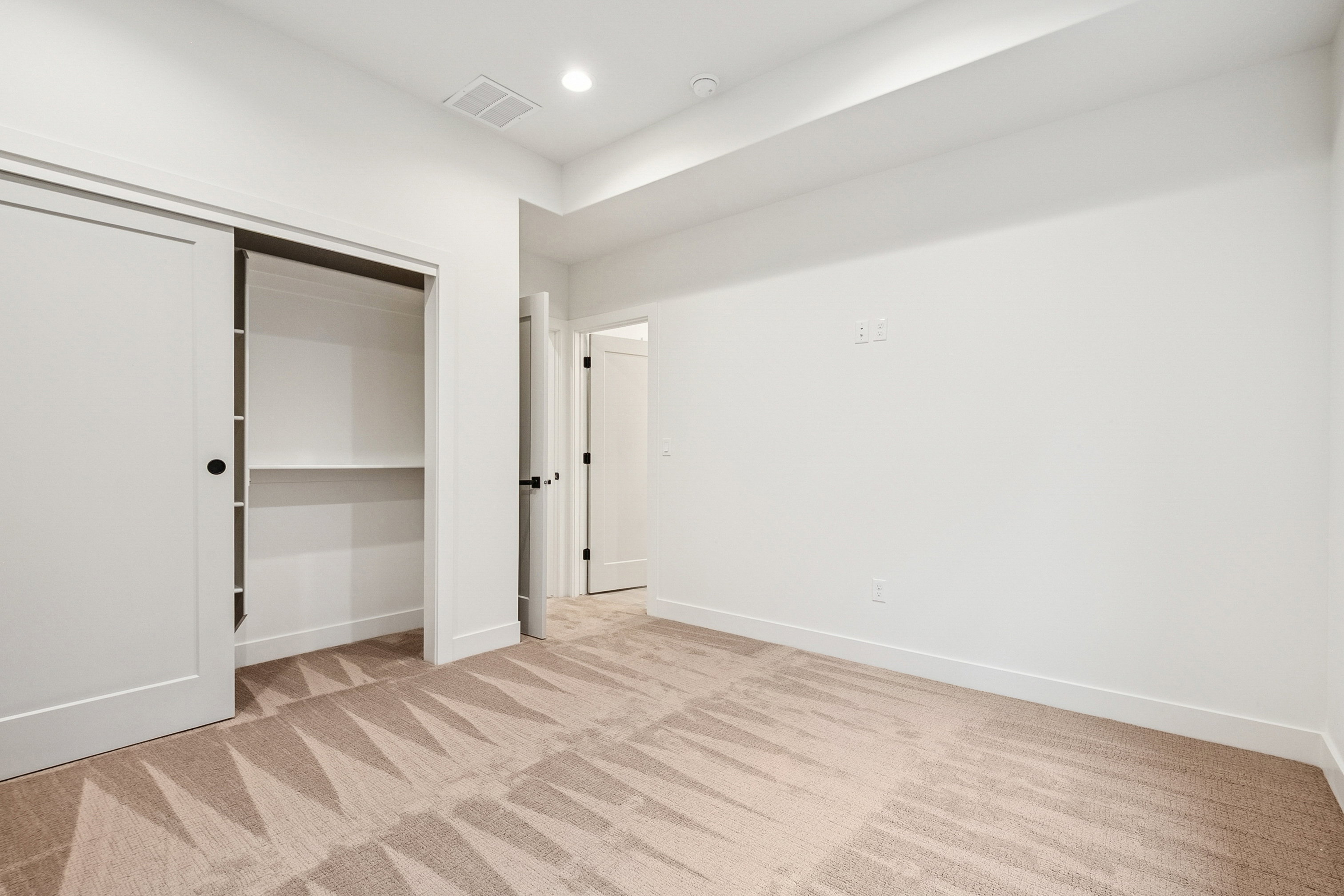 Main level Bedroom (#2)