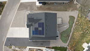 Aerial view of property and surrounding area