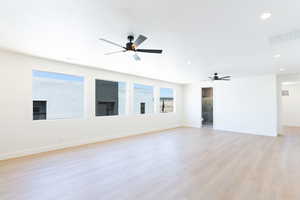 *Photo of a similar unit