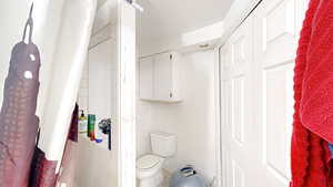 Full bath with toilet