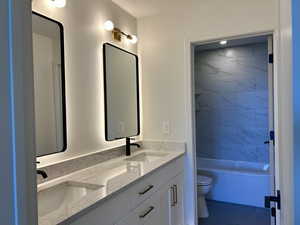 Ensuite bathroom with double vanity