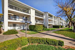 View of apartment building / complex