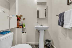 1/2 bath on the main