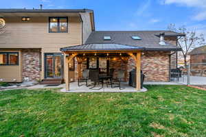 Fabulous Covered Patio & Extended Side Patio