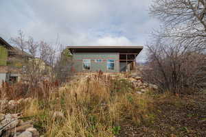 View of home's exterior