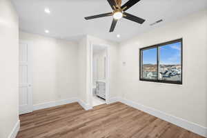 This stunning bedroom exudes elegance and comfort, with abundant natural light. A perfect retreat for relaxation, it’s a space that effortlessly combines style and sophistication—truly a must-see.