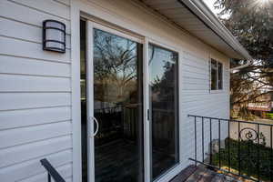 Deck off semi-formal dining area of great room