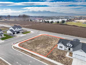 View of property location featuring property parcel outlined and a mountainous background