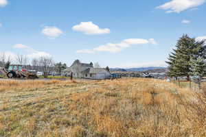 View of yard featuring a garage