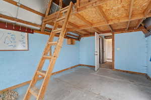 Basement with baseboards