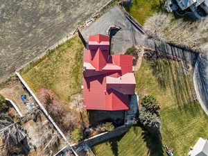 Aerial view of property and surrounding area