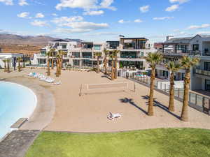 View of home's community