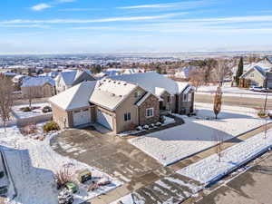 View lot of the valley and Wellsville mountains.