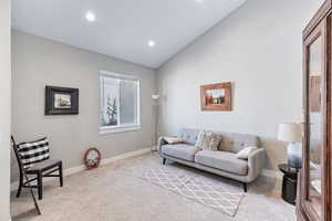 Formal living off entry w vaulted ceilings