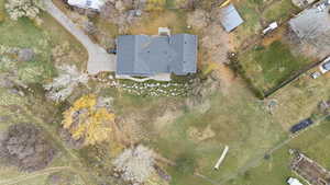 Aerial view of property and surrounding area