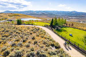 14_Dog Park and Trails_Promontory