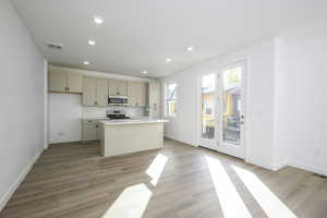 A polished, modern kitchen that blends functionality and style beautifully