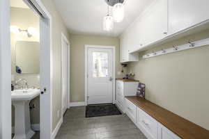 Mudroom with baseboards
