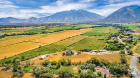 Aerial view of sparsely populated area featuring mountains