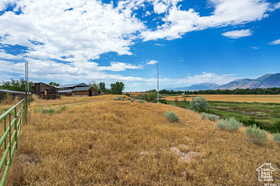 View of yard featuring a rural view