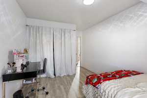 Upstairs Bedroom #2 (alt view)