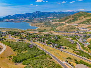 Bird's eye view of a water and mountain view